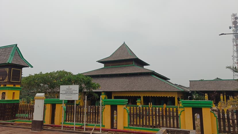 Makam Kesultanan Batu Layang