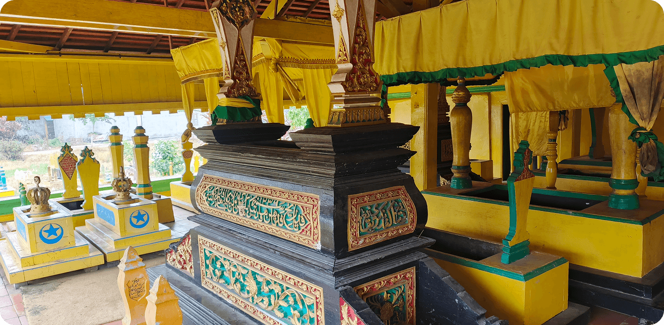 Makam Batu Layang Pontianak Utara